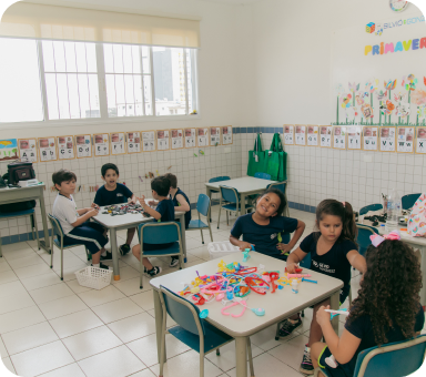 Imagem do
                Colégio
                Silvio González